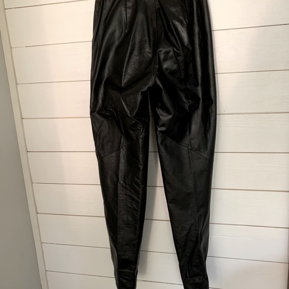 1980’s/90’s vintage Byrnes and Baker black leather Moto pants size small - Picture 2 of 3